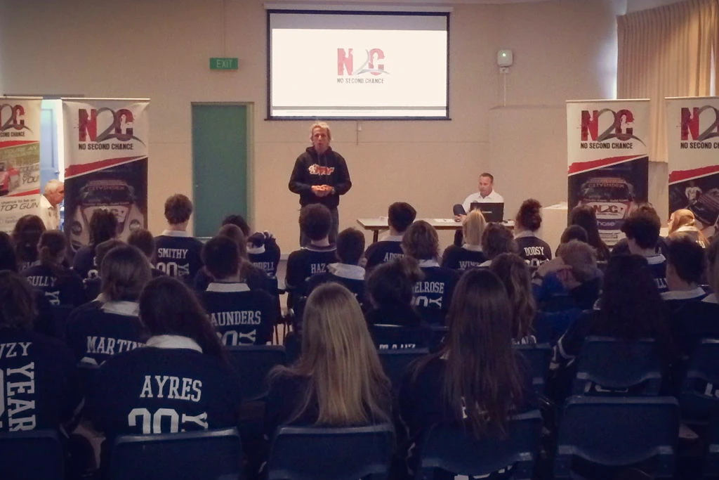Warren Luff talks to students at Benalla College