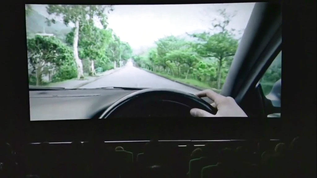 TV Advert: VW – Keep your eyes on the road.