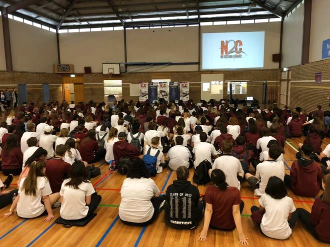 Matt Speakman talking with the students at Aberfoyle Park High School